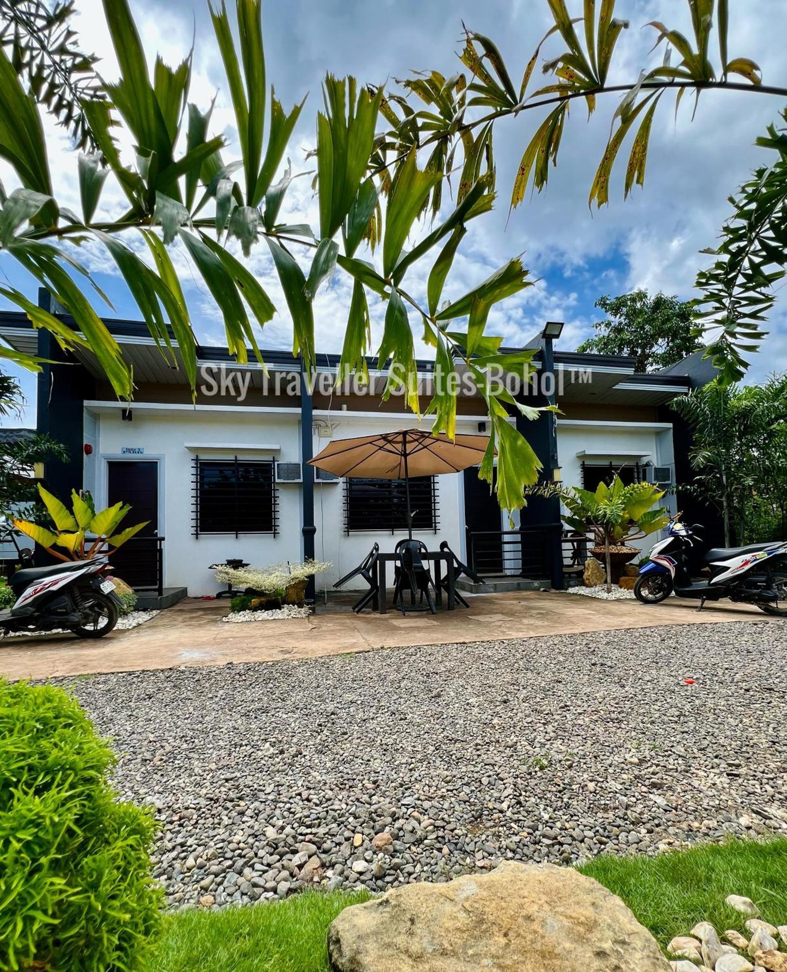 Sky Traveller Suites Panglao Exteriér fotografie