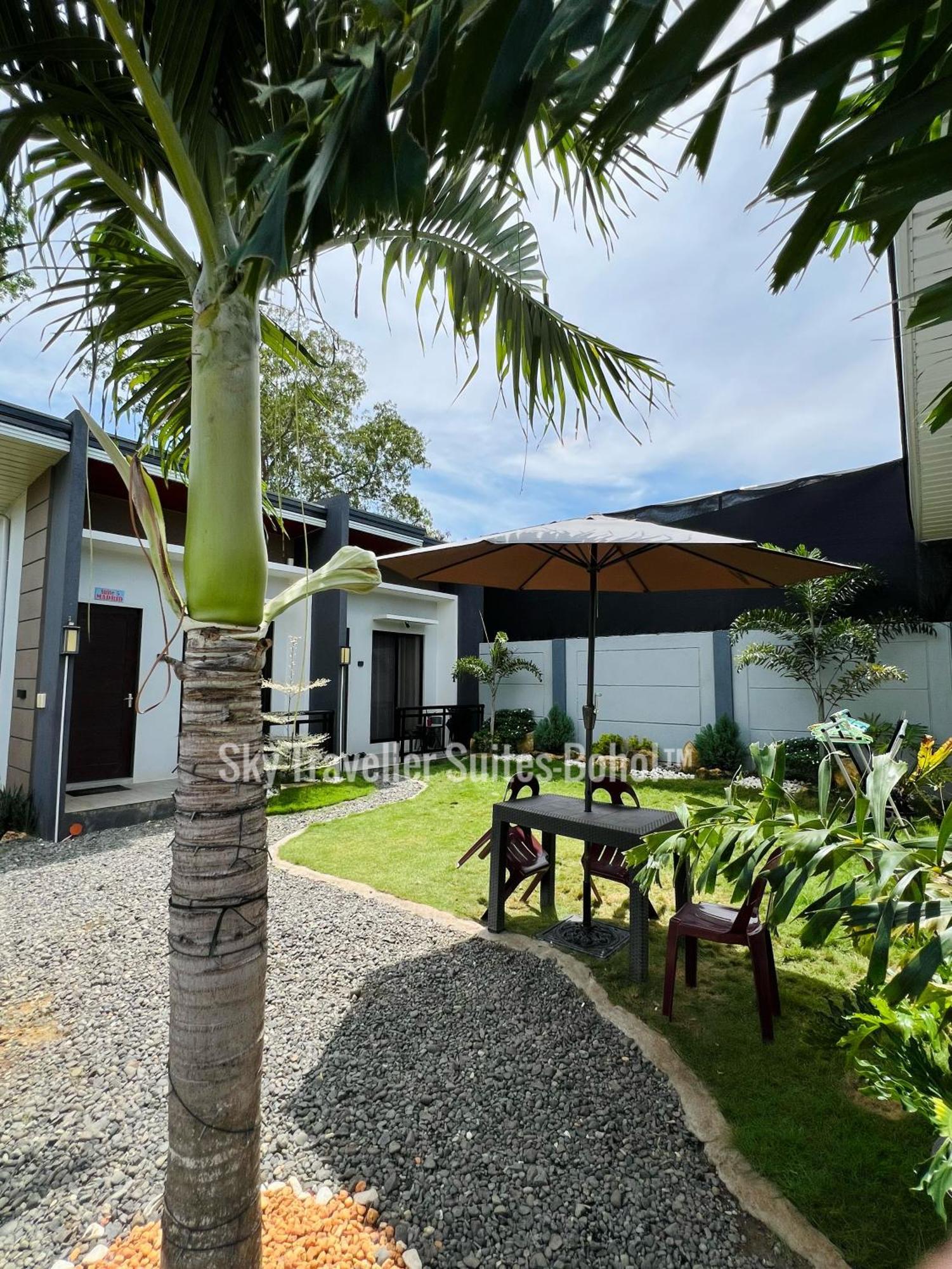 Sky Traveller Suites Panglao Exteriér fotografie