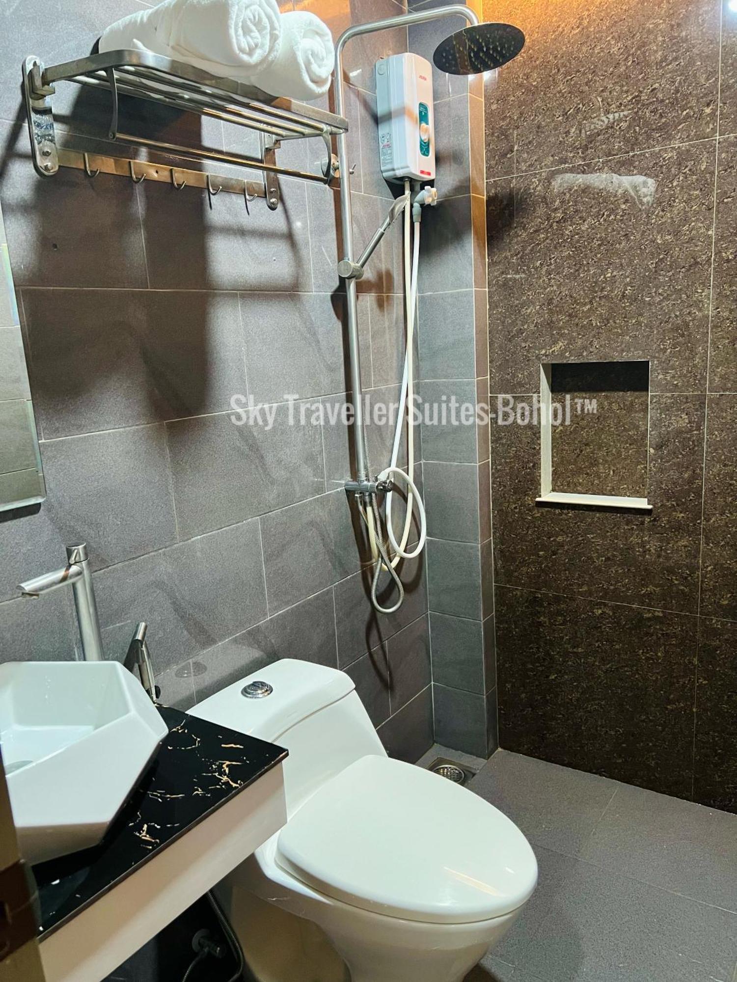 Sky Traveller Suites Panglao Exteriér fotografie